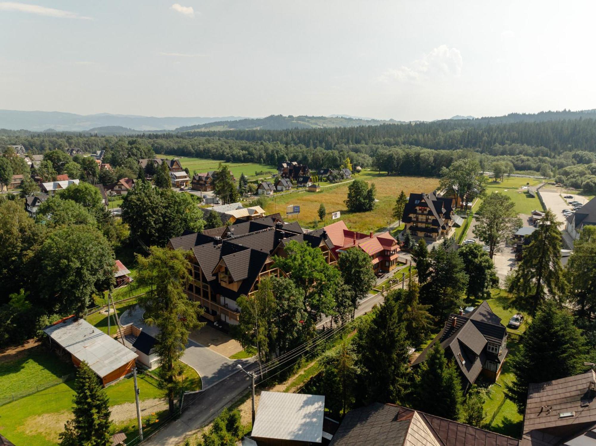 White Hills Aparthotel & Spa - Loft Affair เบียลกาตัทร์ชันสกา ภายนอก รูปภาพ